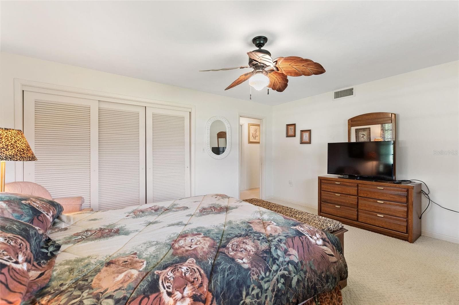 Reverse view of guest bedroom. - 6197 AMARYLLIS DR, INDIAN LAKE ESTATES