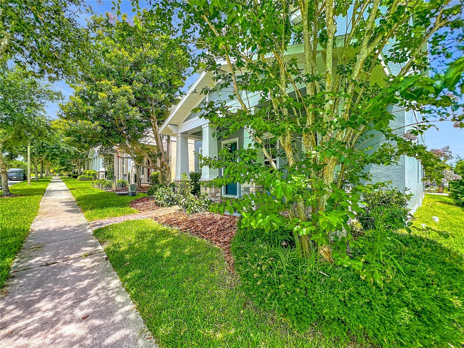 Single Family Residence at 15813 SWEET LEMON WAY, WINTER GARDEN, photo 4 of 64