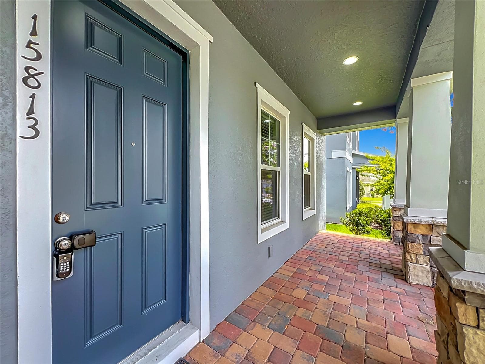 Single Family Residence at 15813 SWEET LEMON WAY, WINTER GARDEN, photo 6 of 64