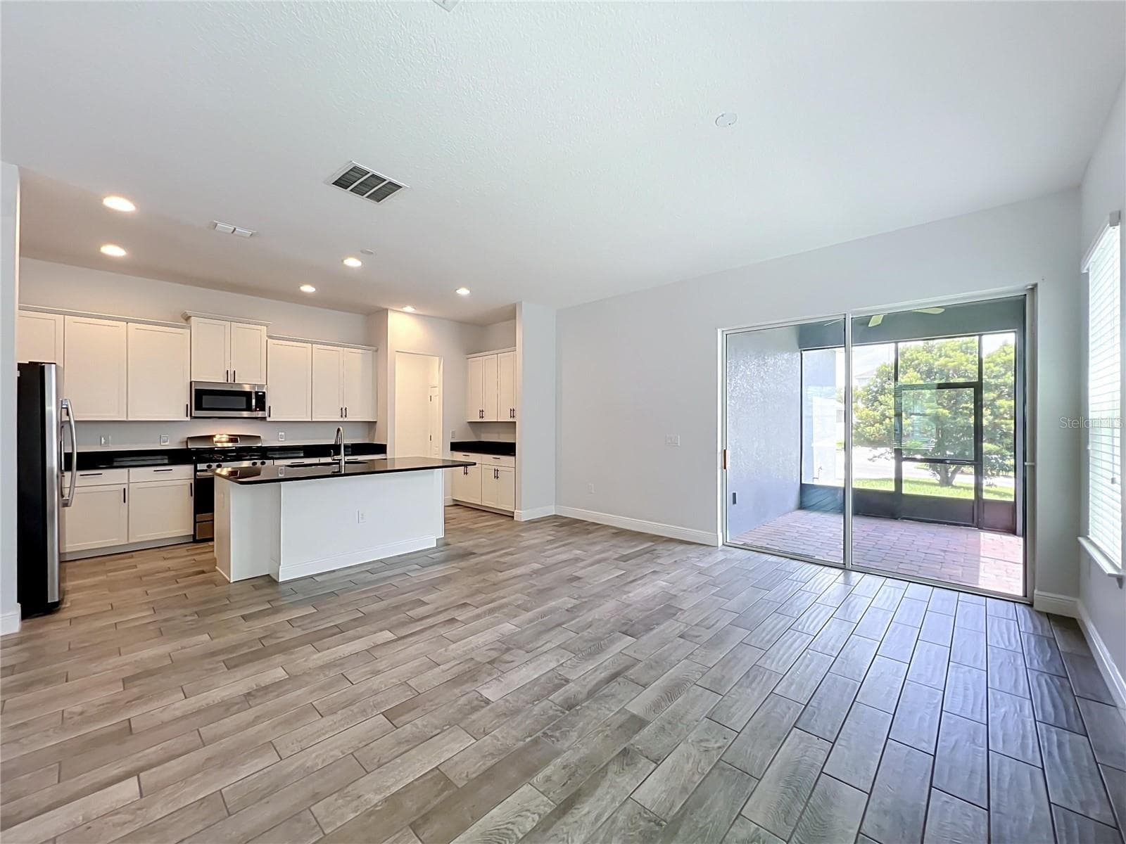 Single Family Residence at 15813 SWEET LEMON WAY, WINTER GARDEN, photo 13 of 64