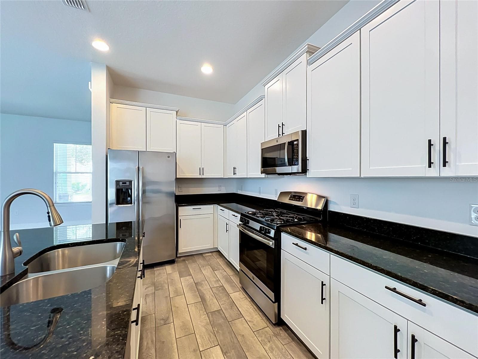 Single Family Residence at 15813 SWEET LEMON WAY, WINTER GARDEN, photo 19 of 64