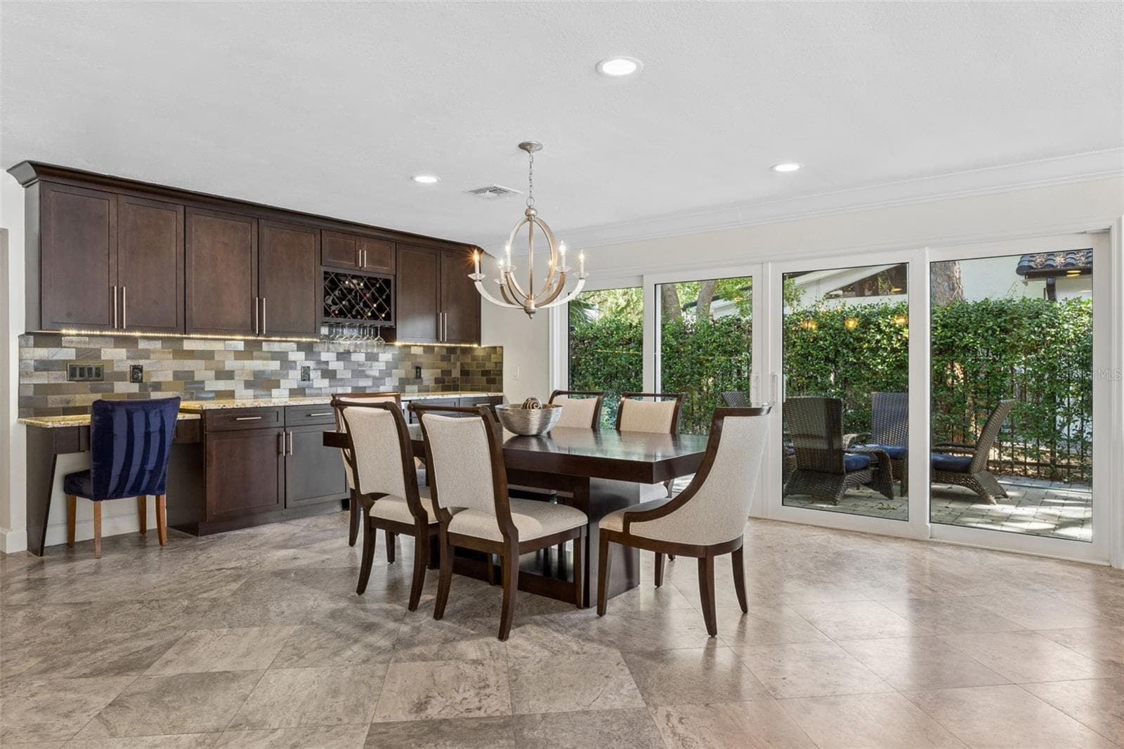 Plenty of Counter Space for Buffet organization and easy access to the garden patio for the evening fire - 1629 HEMPEL AVE, WINDERMERE