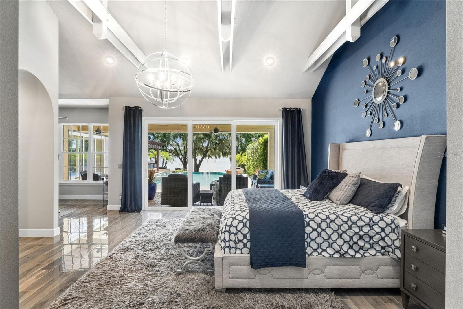 Wake up to the sun rising onto the lake. - 1629 HEMPEL AVE, WINDERMERE