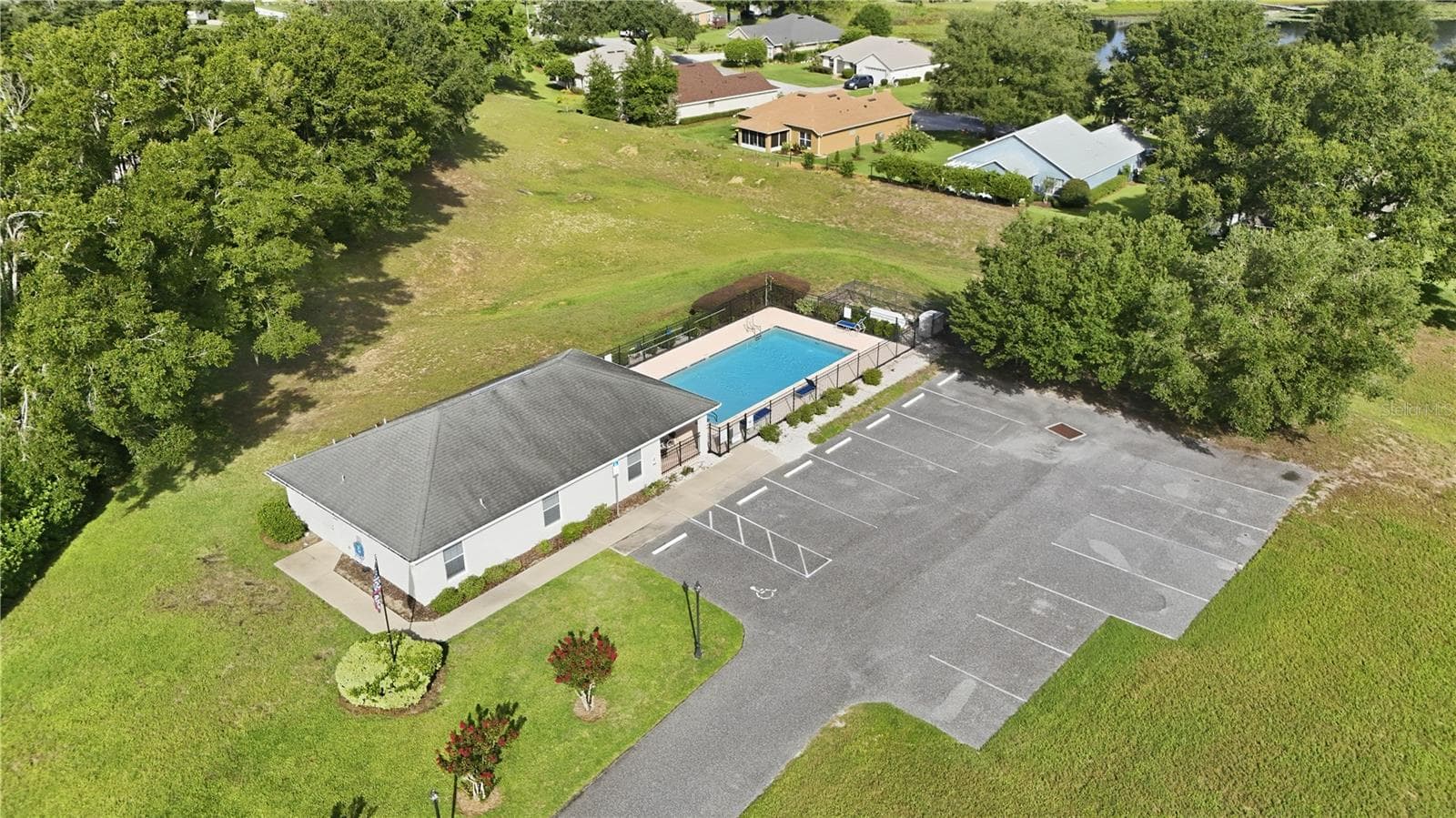 Amenities - 81 TWIN LAKE CIR, UMATILLA