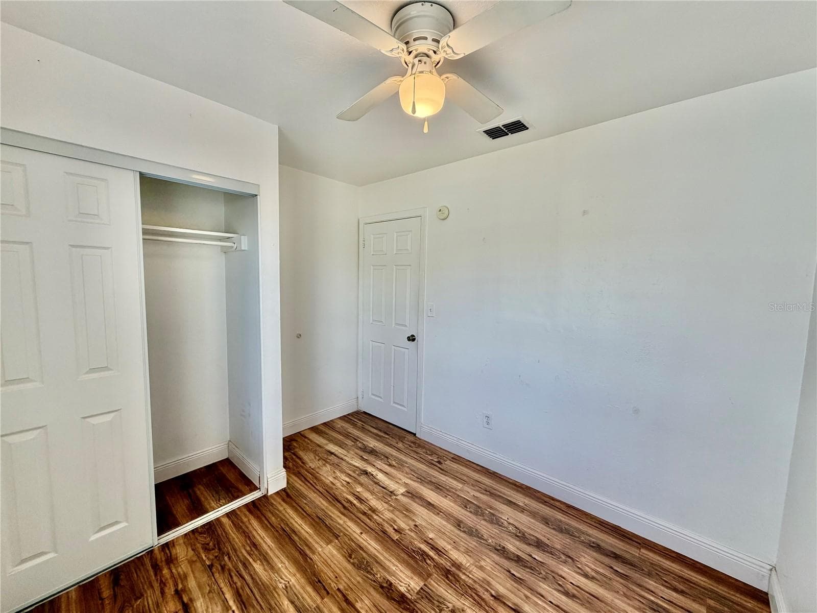 Single Family Residence at 311 W BELLA VISTA ST, LAKELAND, photo 15 of 40