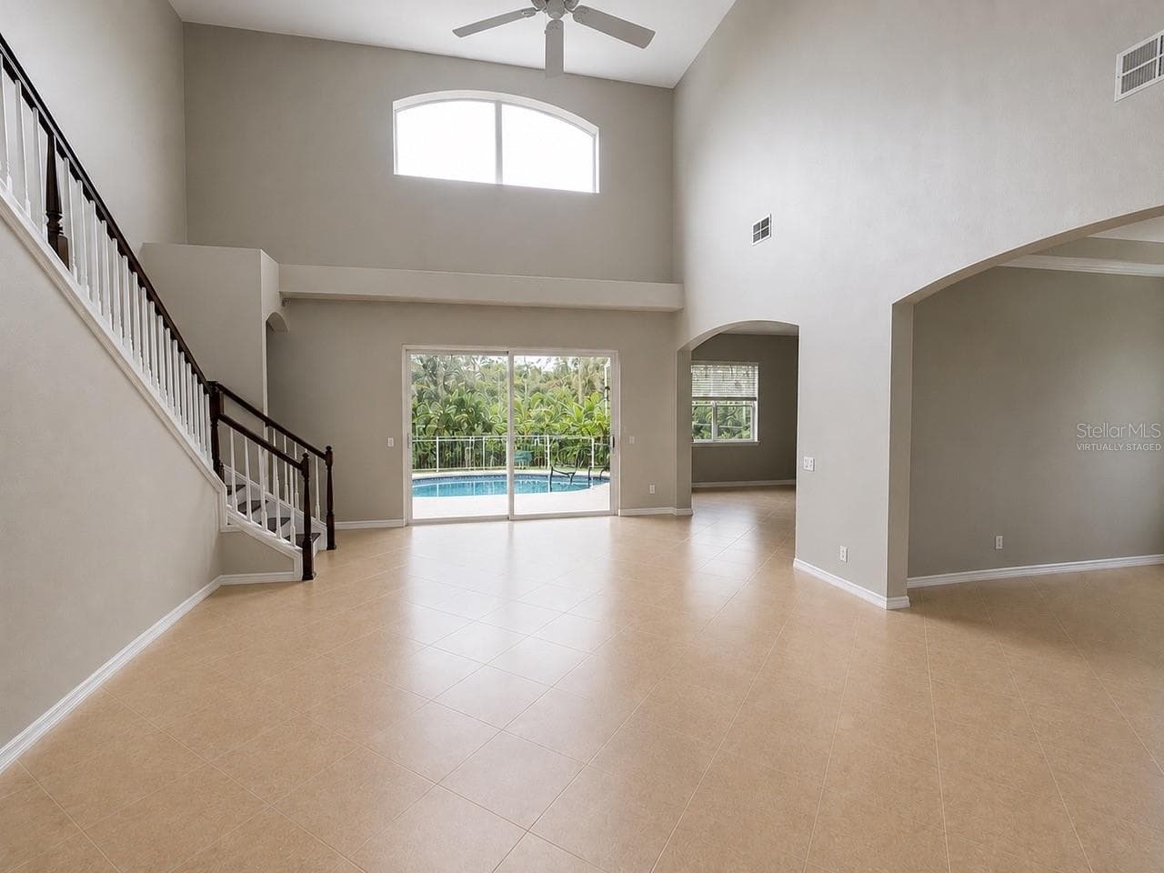 Virtually Staged - 10103 DEERCLIFF DR, TAMPA