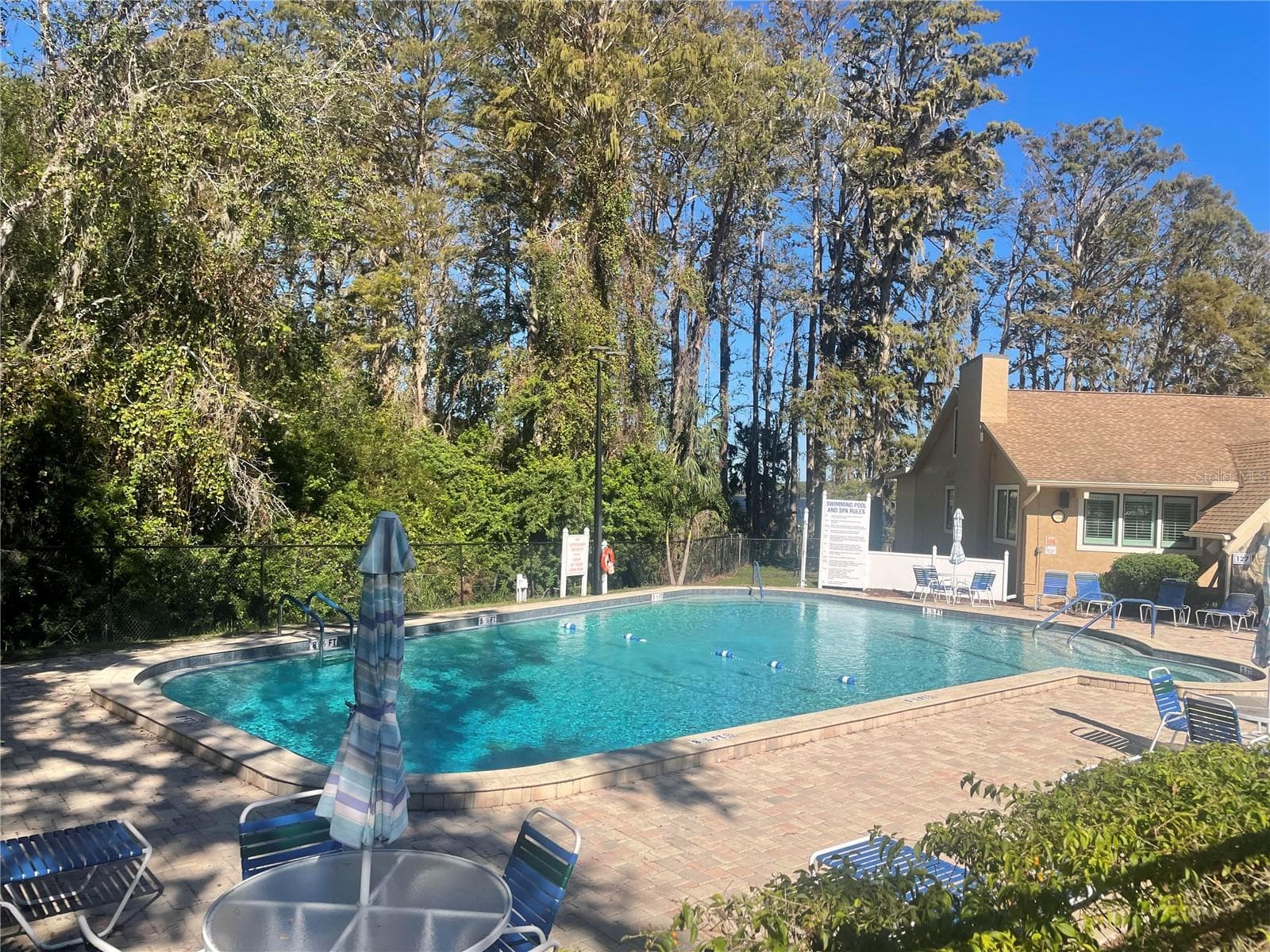 LODGE HEATED POOL - 133 STAFFORD CIR, PALM HARBOR