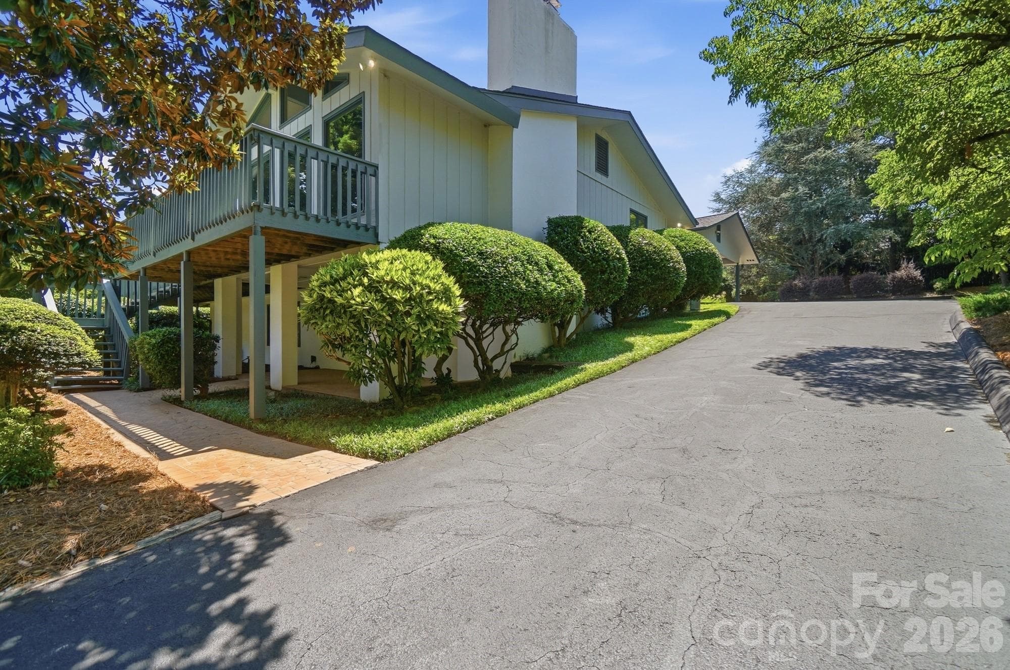 Single Family Residence at 1507 Heatherloch Drive, Gastonia, photo 42 of 48