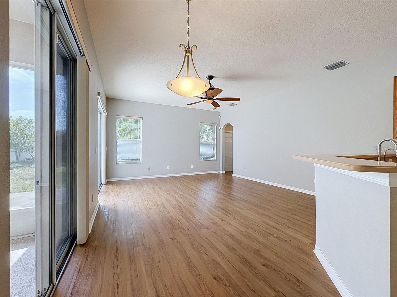 Single Family Residence at 2021 RUTHERFORD DR, DOVER, photo 14 of 54