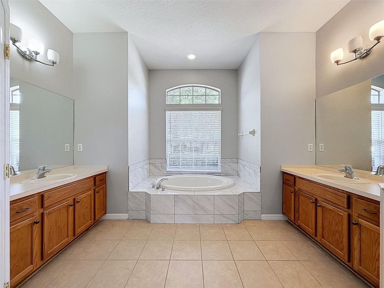Single Family Residence at 2021 RUTHERFORD DR, DOVER, photo 27 of 54