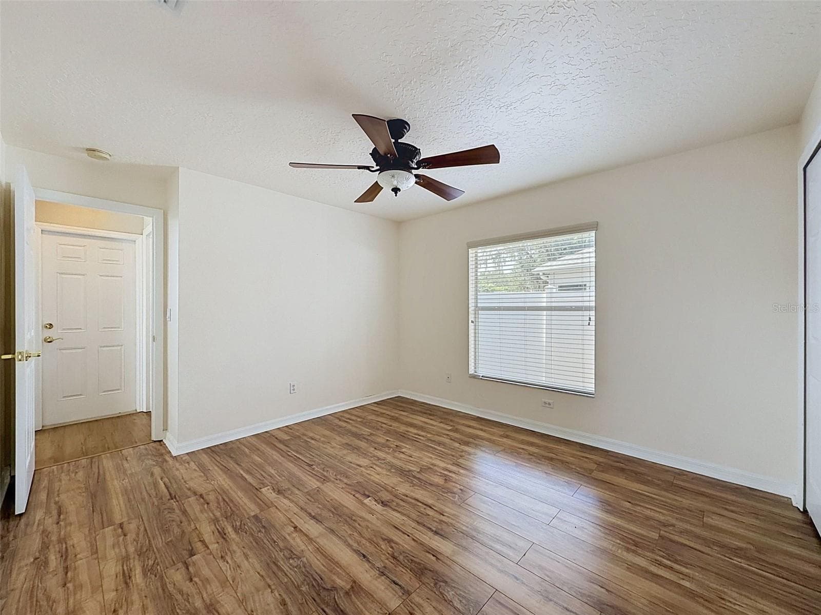 Single Family Residence at 2021 RUTHERFORD DR, DOVER, photo 37 of 54