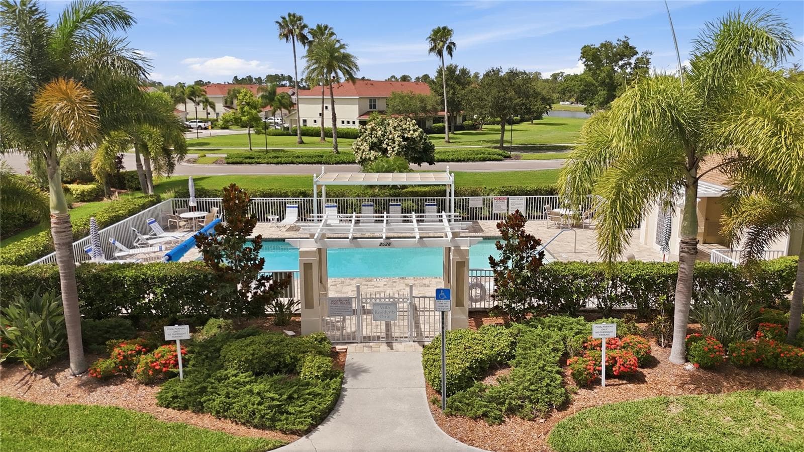 Villa pool off Magnolia Circle - 2462 MAGNOLIA CIR, NORTH PORT