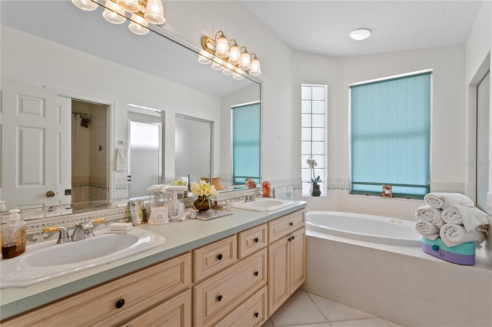 Single Family Residence at 115 ALETA DR, BELLEAIR BEACH, photo 25 of 55