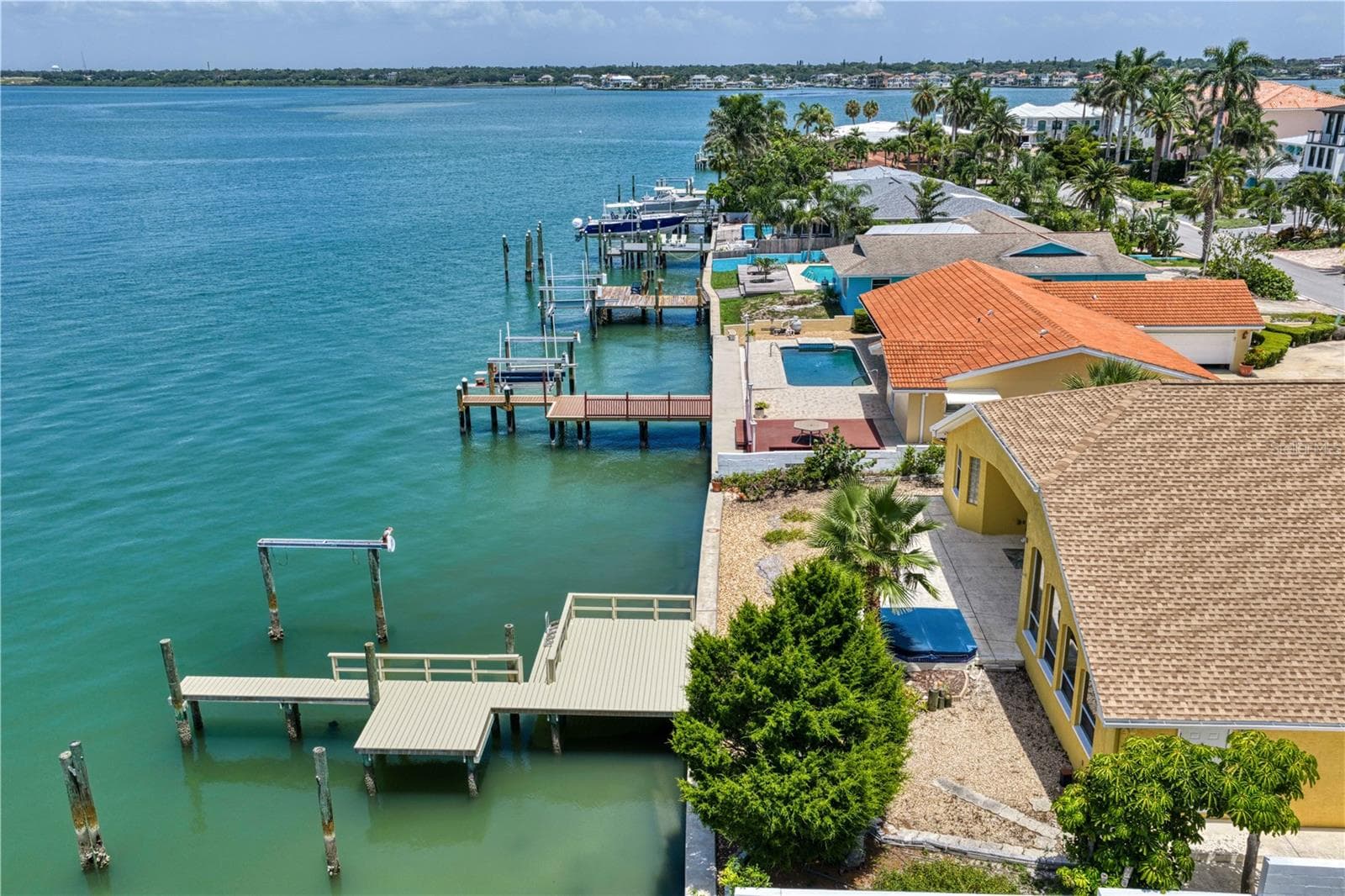 Single Family Residence at 115 ALETA DR, BELLEAIR BEACH, photo 41 of 55