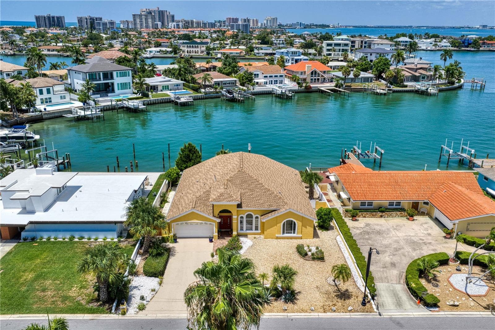 Single Family Residence at 115 ALETA DR, BELLEAIR BEACH, photo 43 of 55
