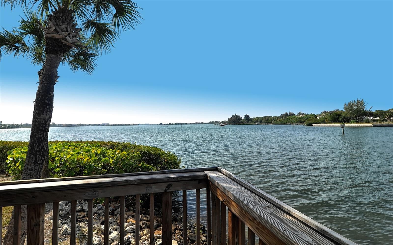 Castel Del Mare Gazebo on the Intercoastal. - 1646 STICKNEY POINT RD #101, SARASOTA
