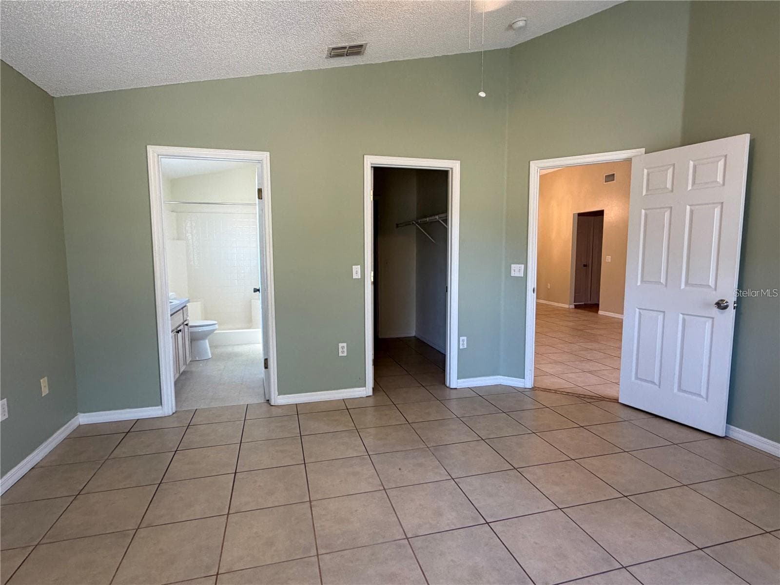 Single Family Residence at 17432 WOODCREST WAY, CLERMONT, photo 9 of 20