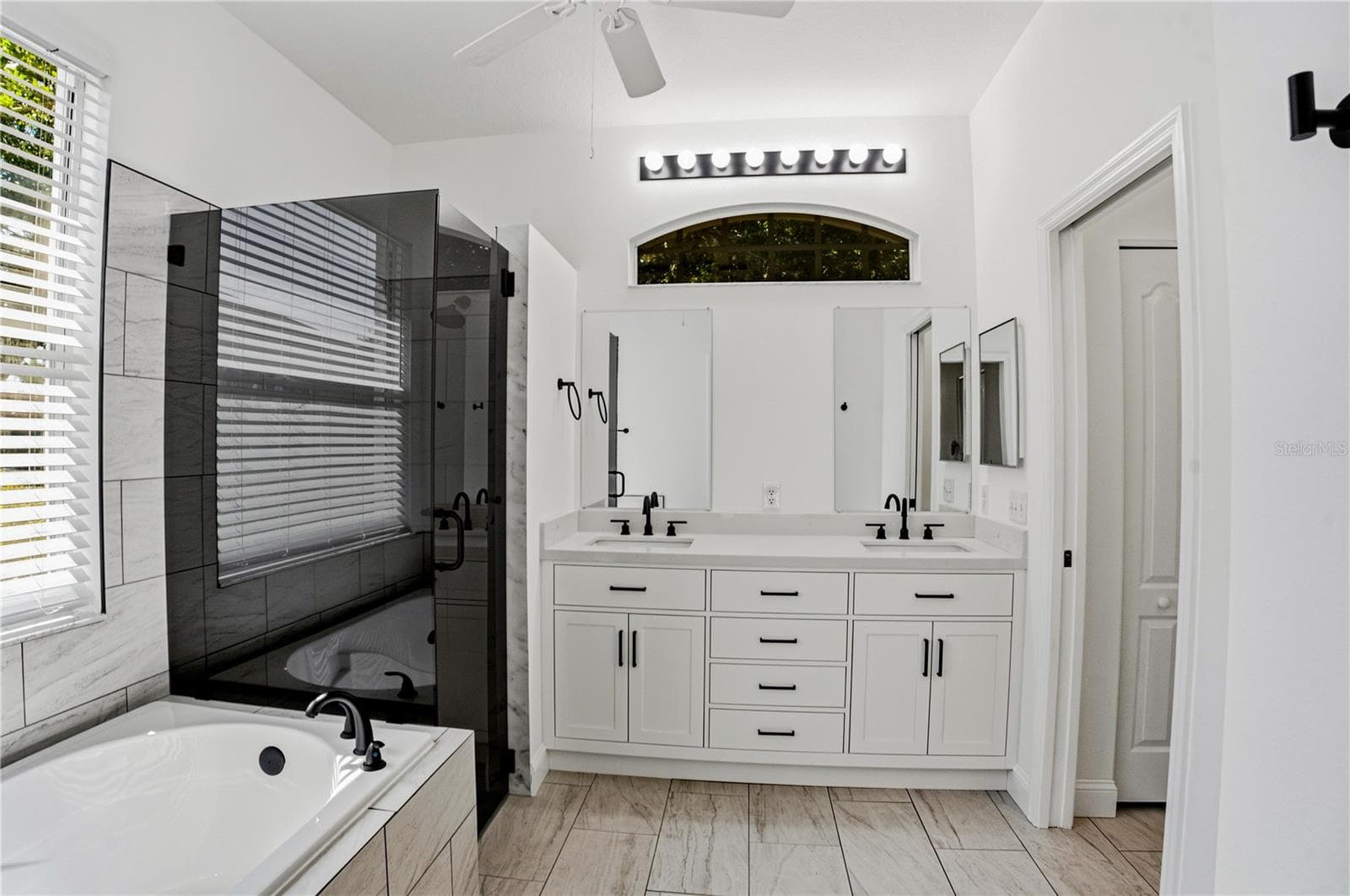 REMODELED PRIMARY BATH - 1710 BROOKSTONE WAY, PLANT CITY