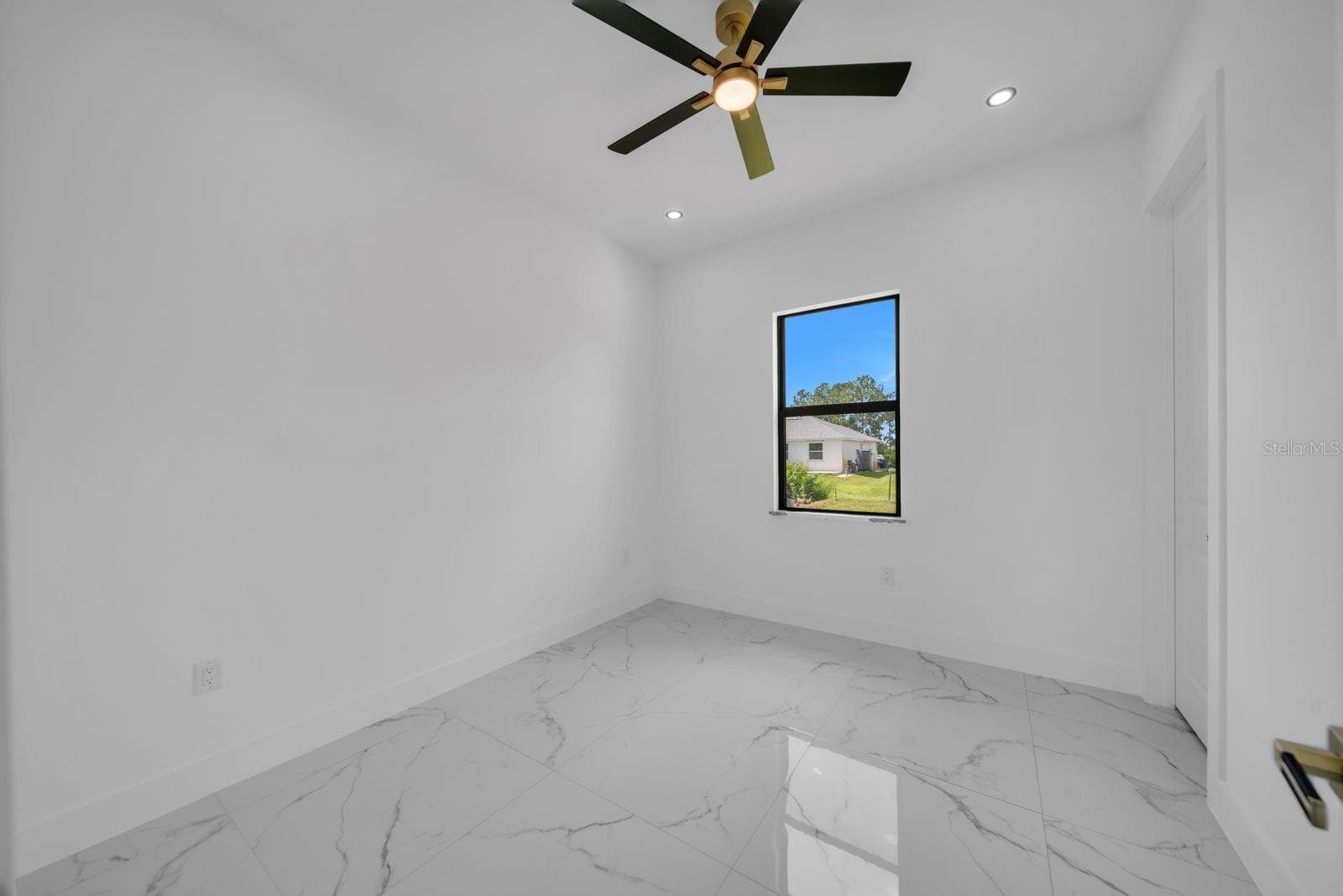 Single Family Residence at 2609 21ST ST SW, LEHIGH ACRES, photo 23 of 35