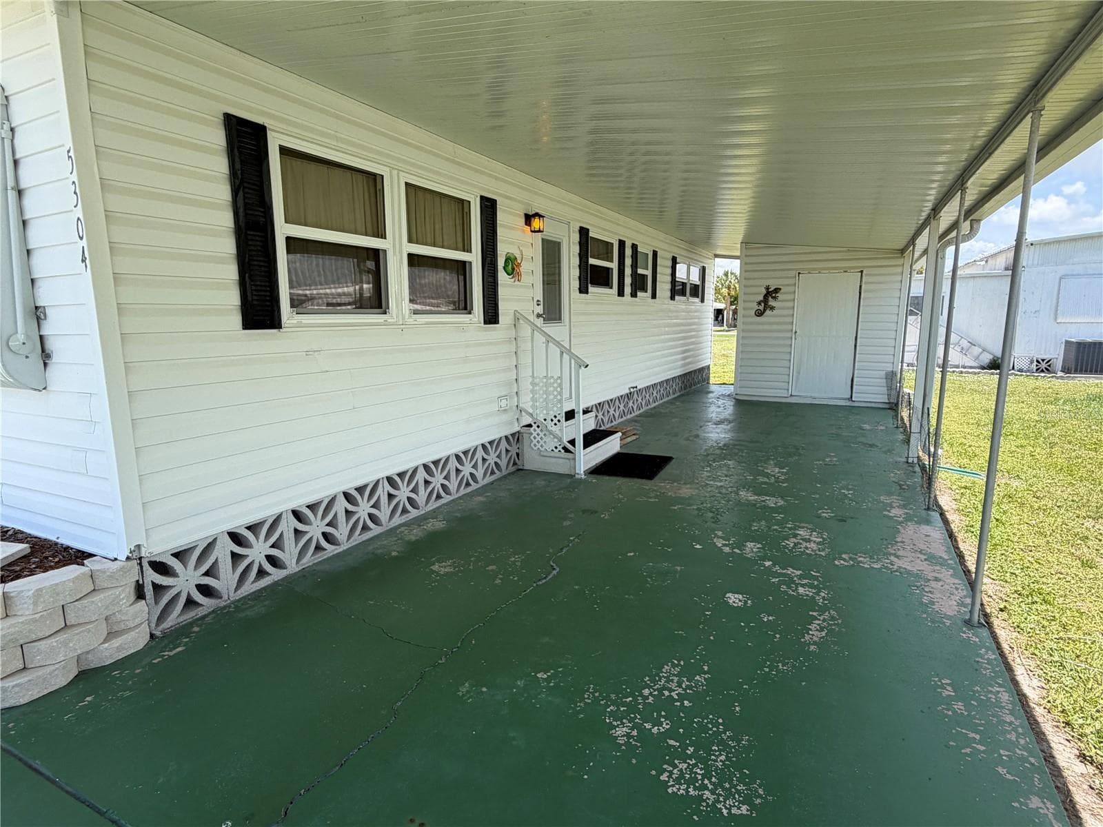 Mobile Home at 5304 CHERRY HILL AVE, SARASOTA, photo 8 of 74