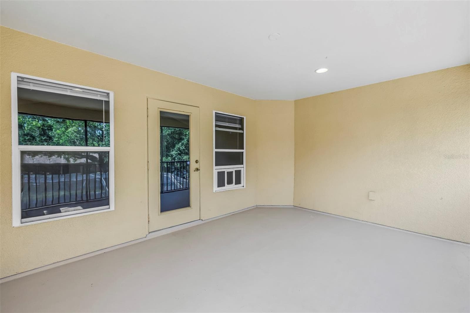 Single Family Residence at 27405 SORA BLVD, WESLEY CHAPEL, photo 15 of 42