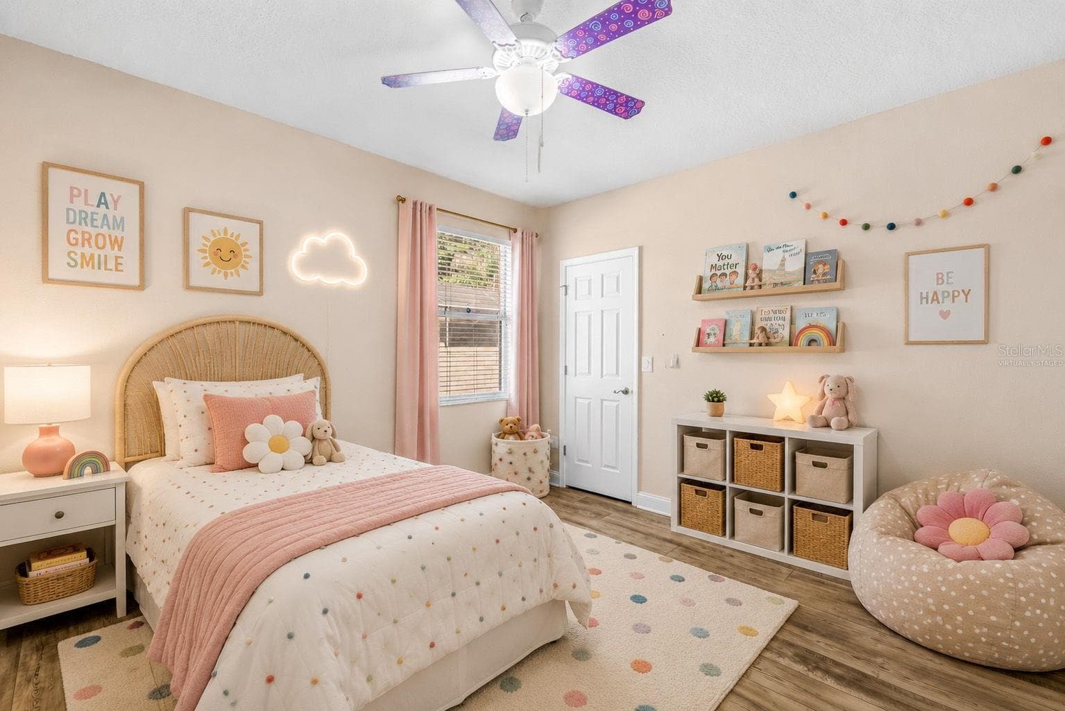 virtually staged - 27405 SORA BLVD, WESLEY CHAPEL