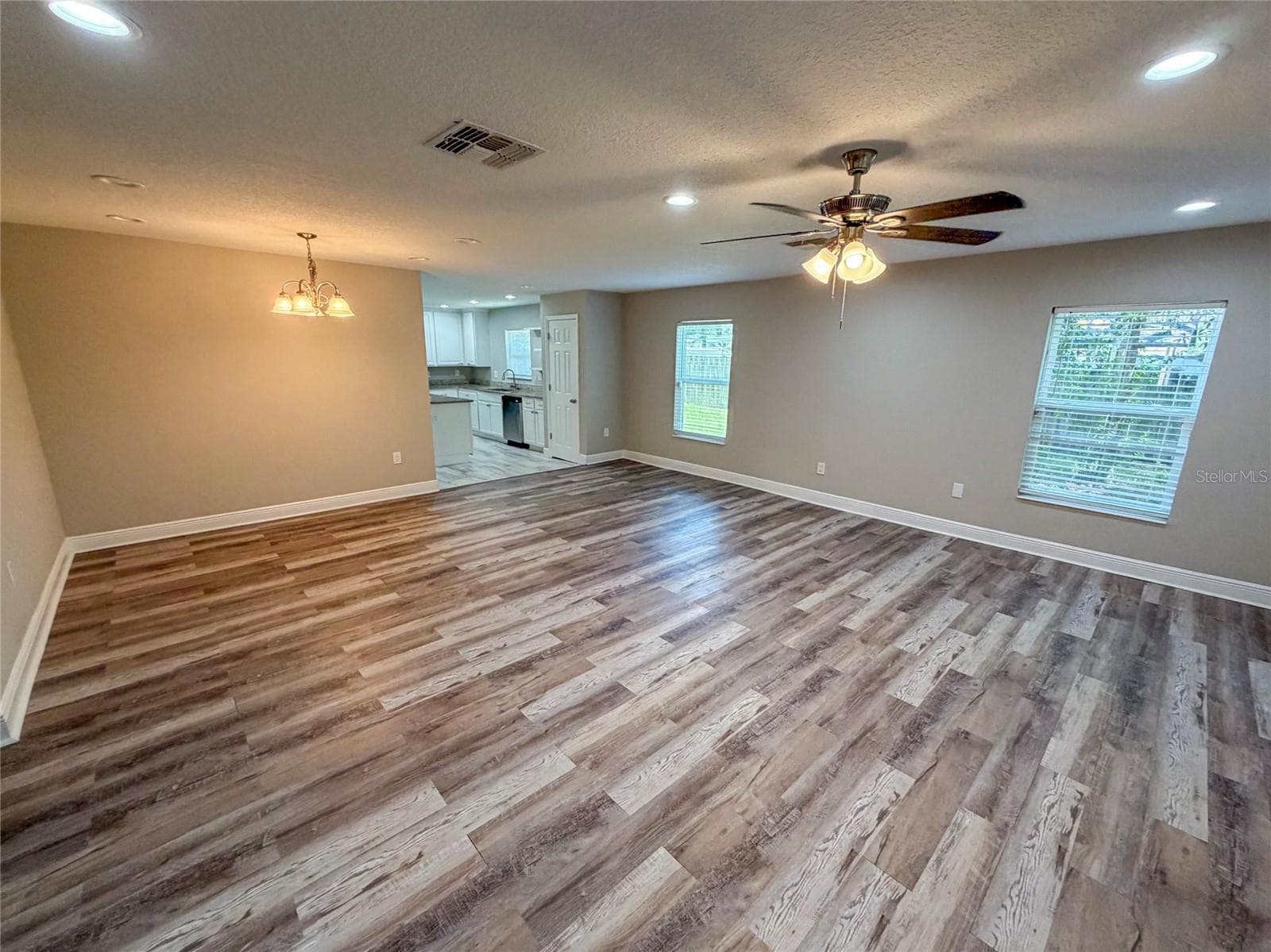 Single Family Residence at 312 WADE AVE, DELAND, photo 3 of 25