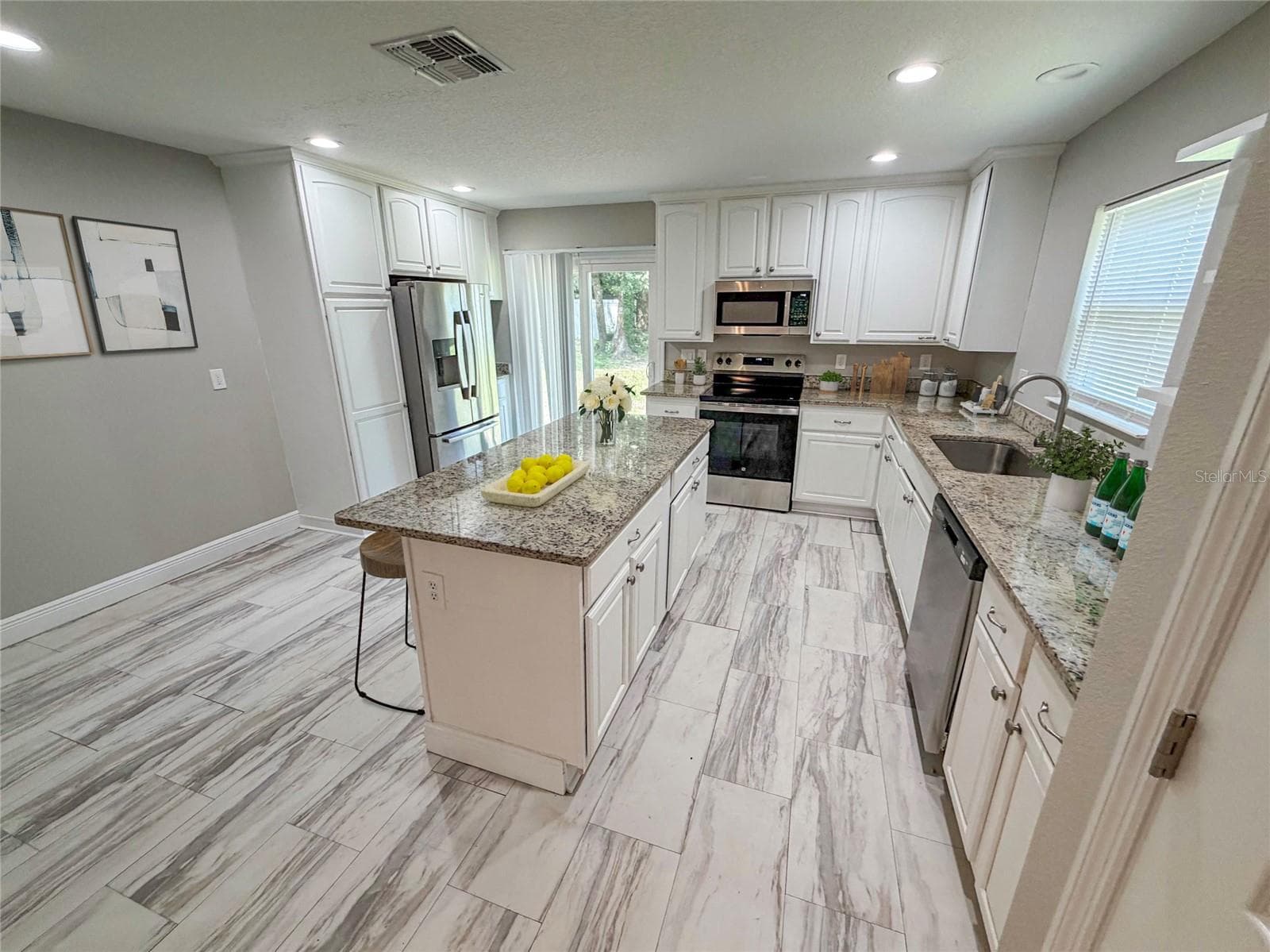 Single Family Residence at 312 WADE AVE, DELAND, photo 6 of 25