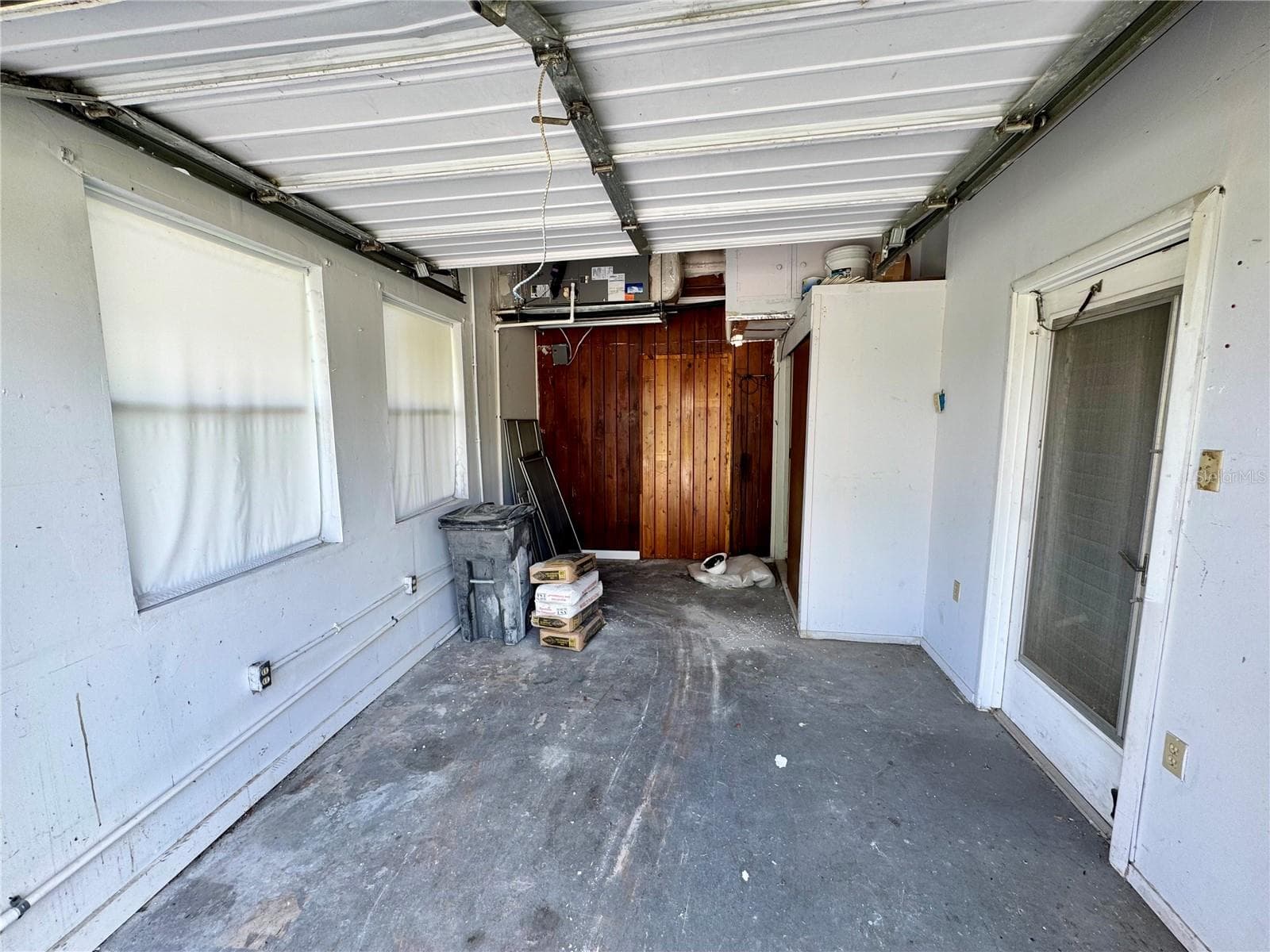 Garage - 12100 CAPILLA LN, NORTH PORT