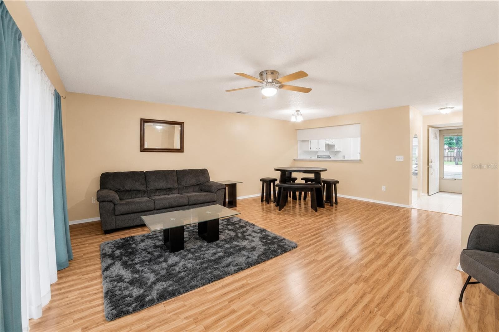Townhouse at 602 SAINT HENRY DR, BRANDON, photo 2 of 29