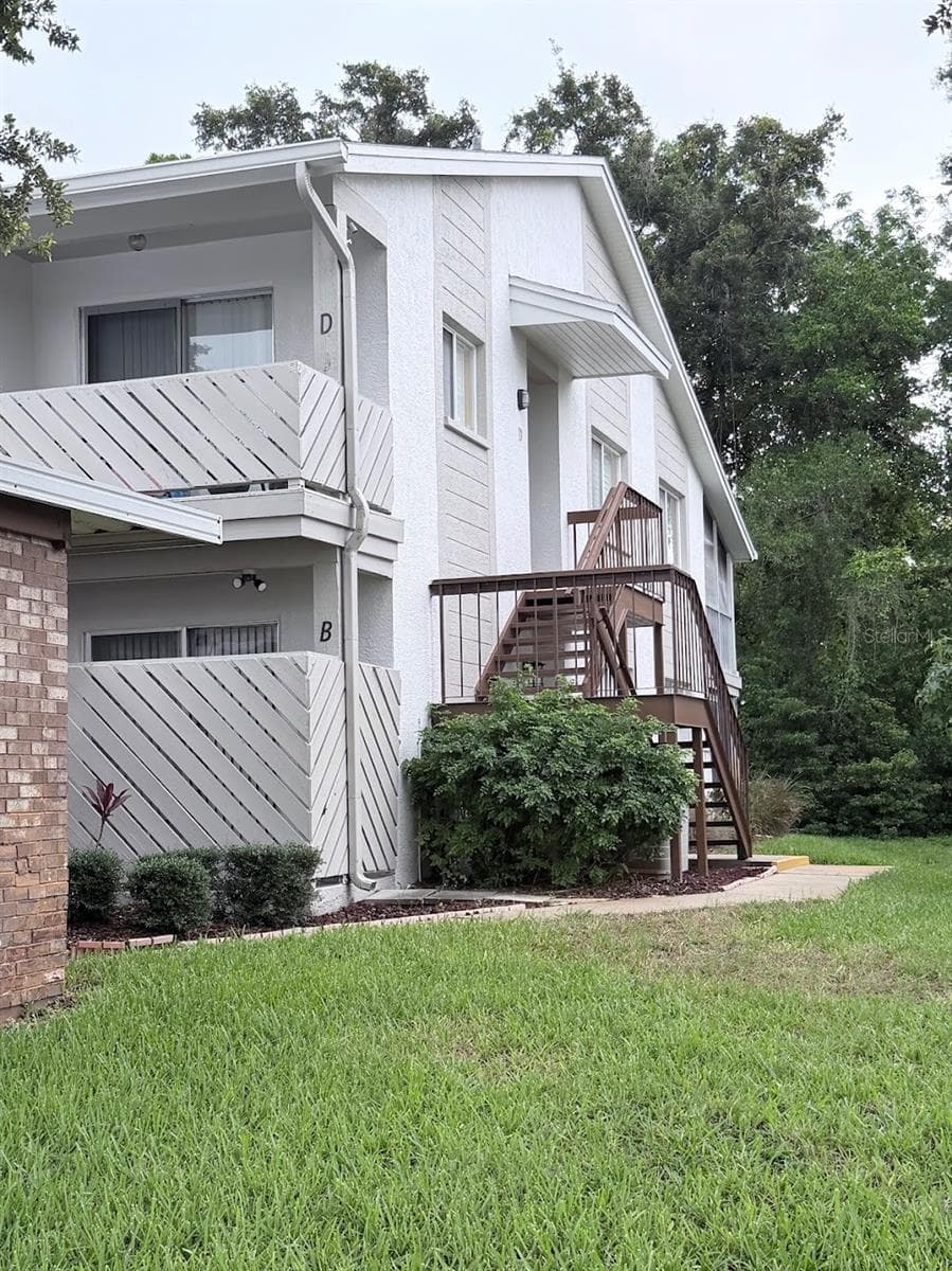 Condominium at 12406 EAGLESWOOD DR #B, HUDSON, photo 24 of 25
