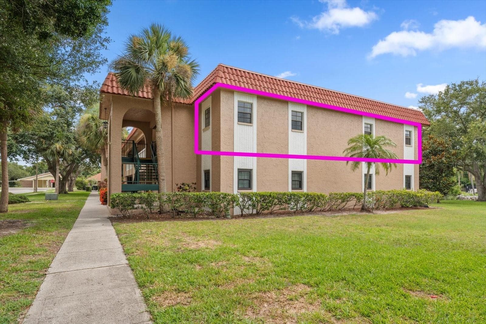Condominium at 1750 BELLEAIR FOREST DR #B8, BELLEAIR, photo 4 of 43