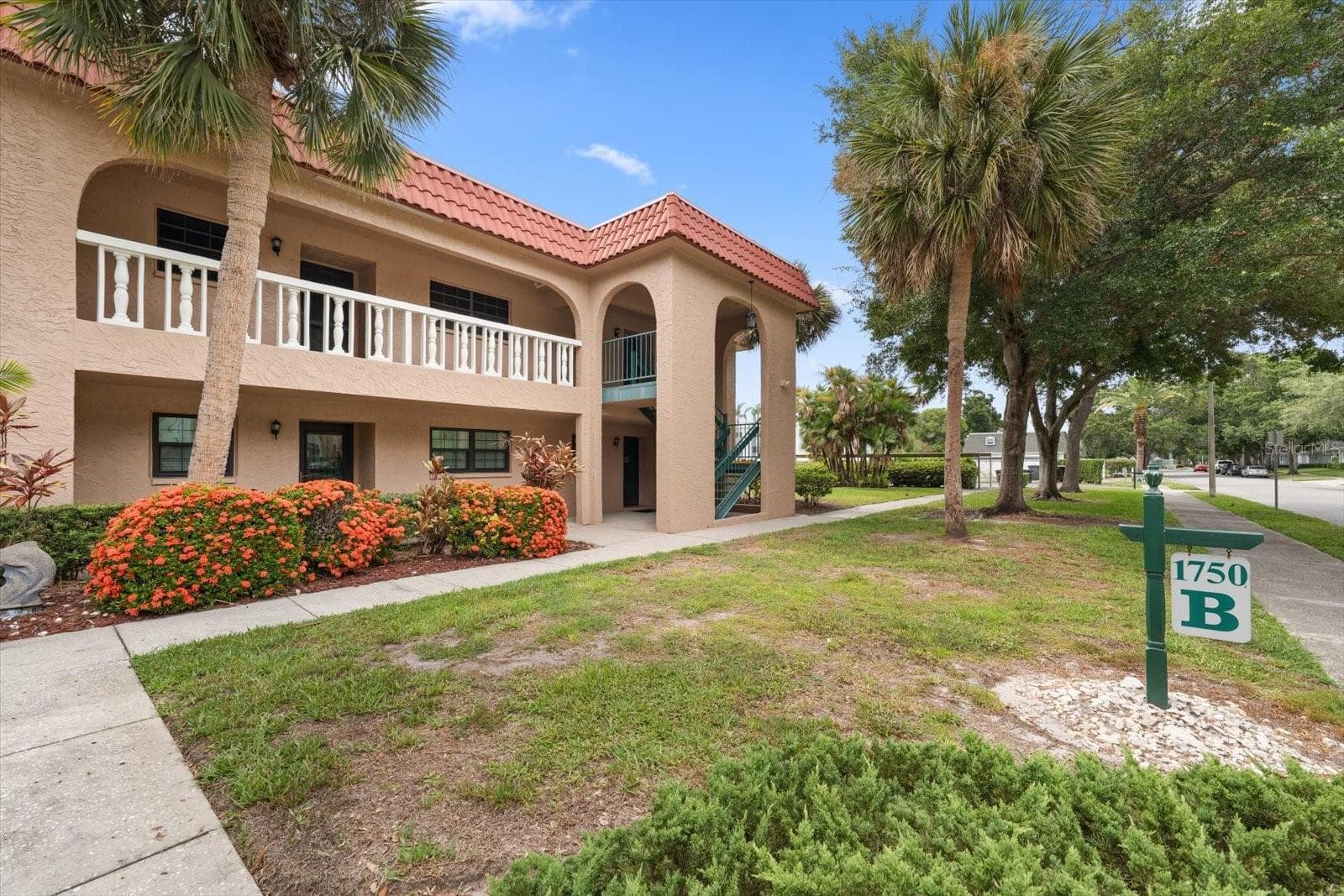 Condominium at 1750 BELLEAIR FOREST DR #B8, BELLEAIR, photo 5 of 43