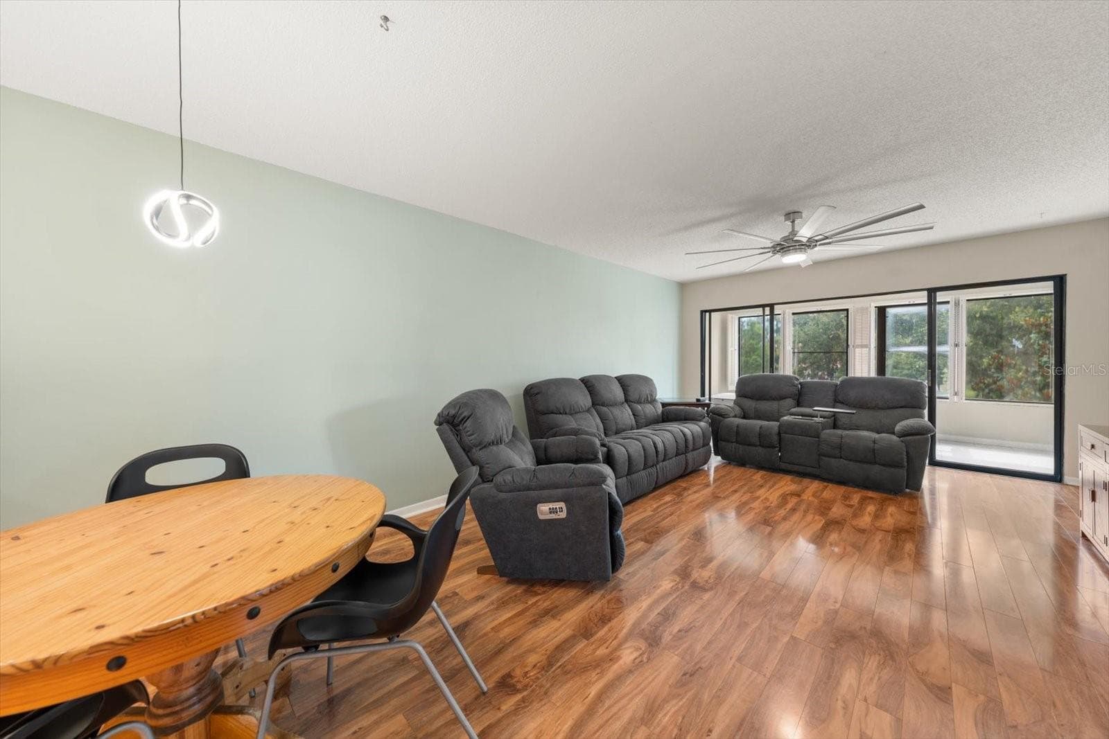 Condominium at 1750 BELLEAIR FOREST DR #B8, BELLEAIR, photo 19 of 43