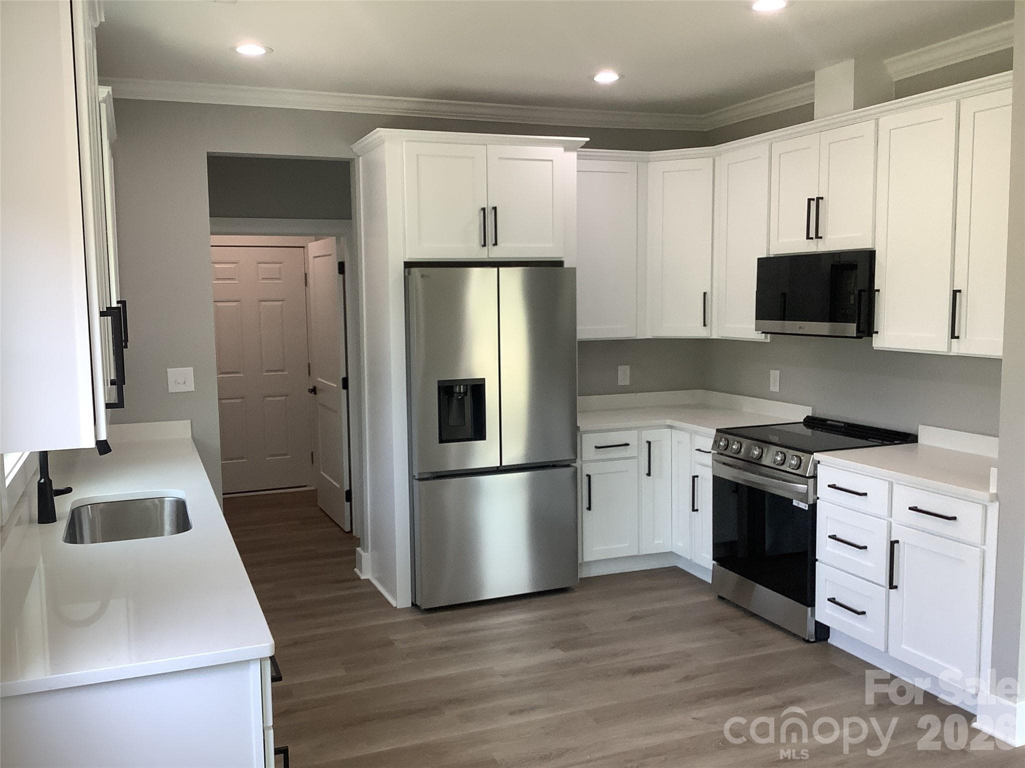 Kitchen - 401 Oak Grove Road, Kings Mountain