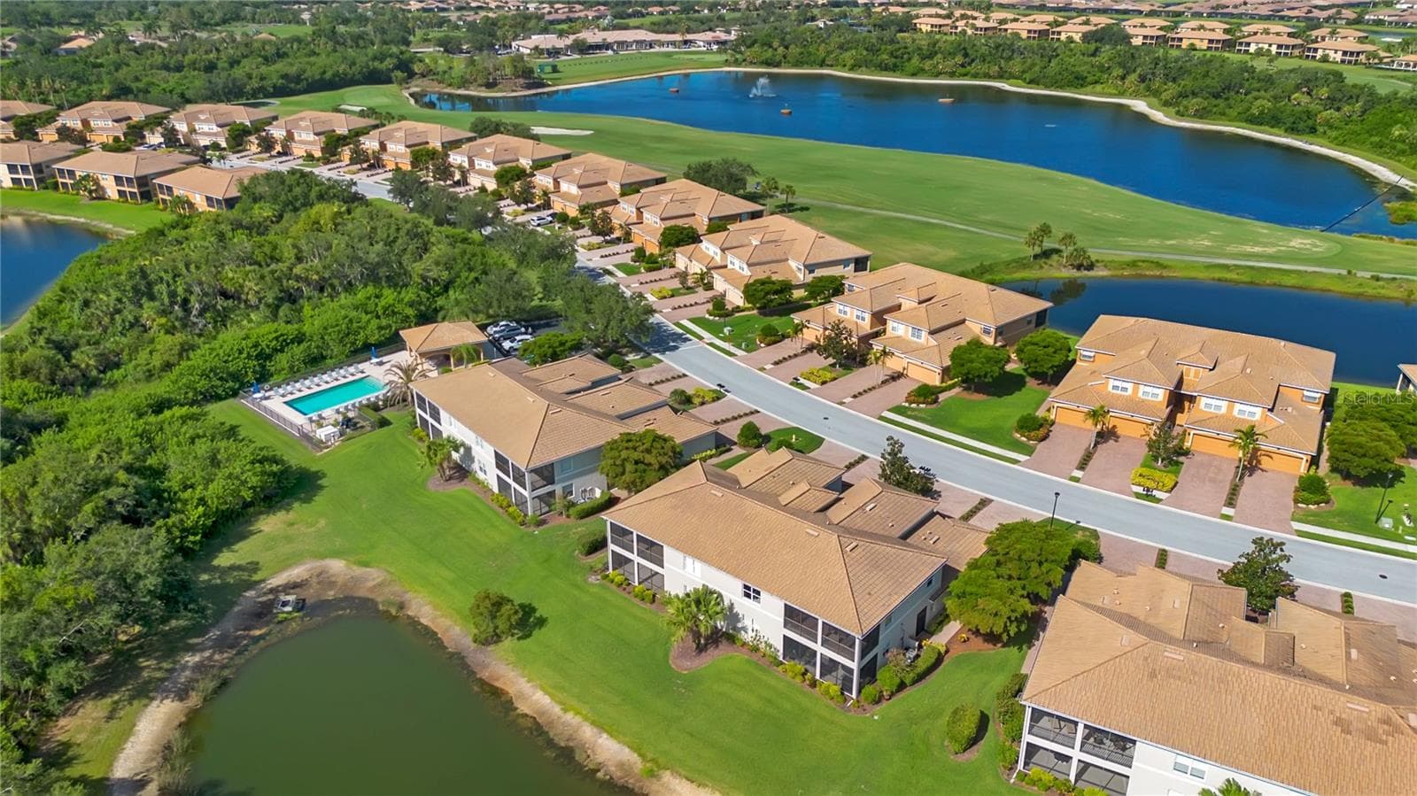 Condominium at 415 WINDING BROOK LN #102, BRADENTON, photo 66 of 78