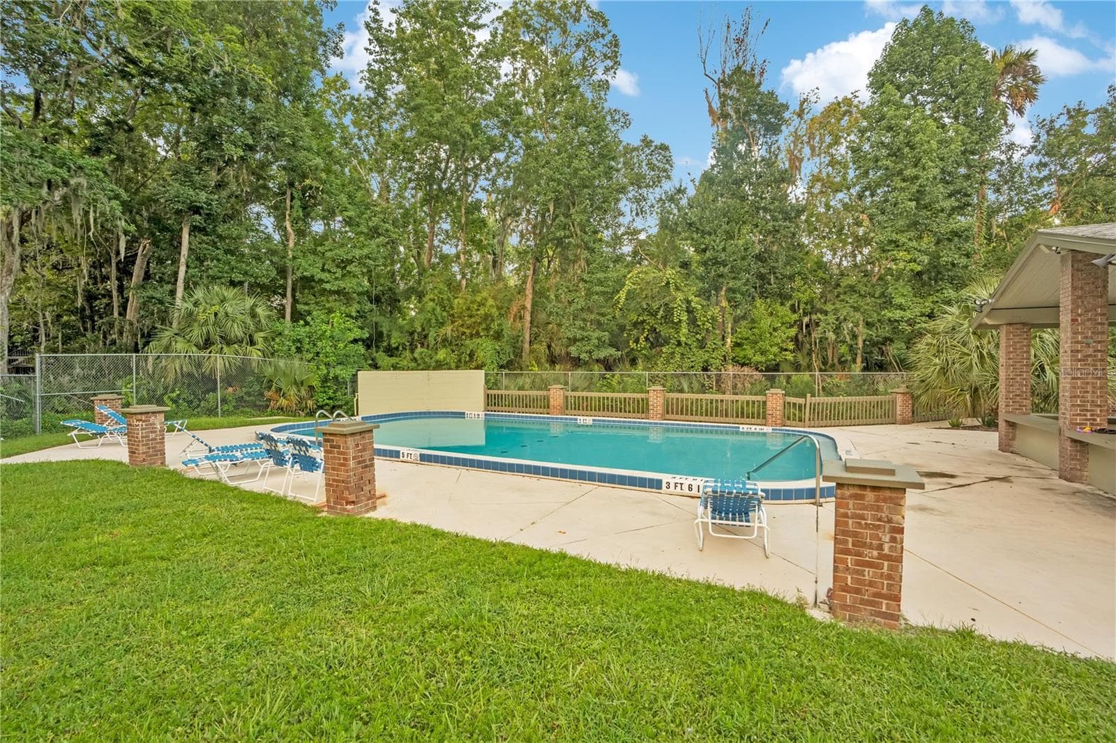 Single Family Residence at 16 RAINTREE CT, ORMOND BEACH, photo 30 of 37