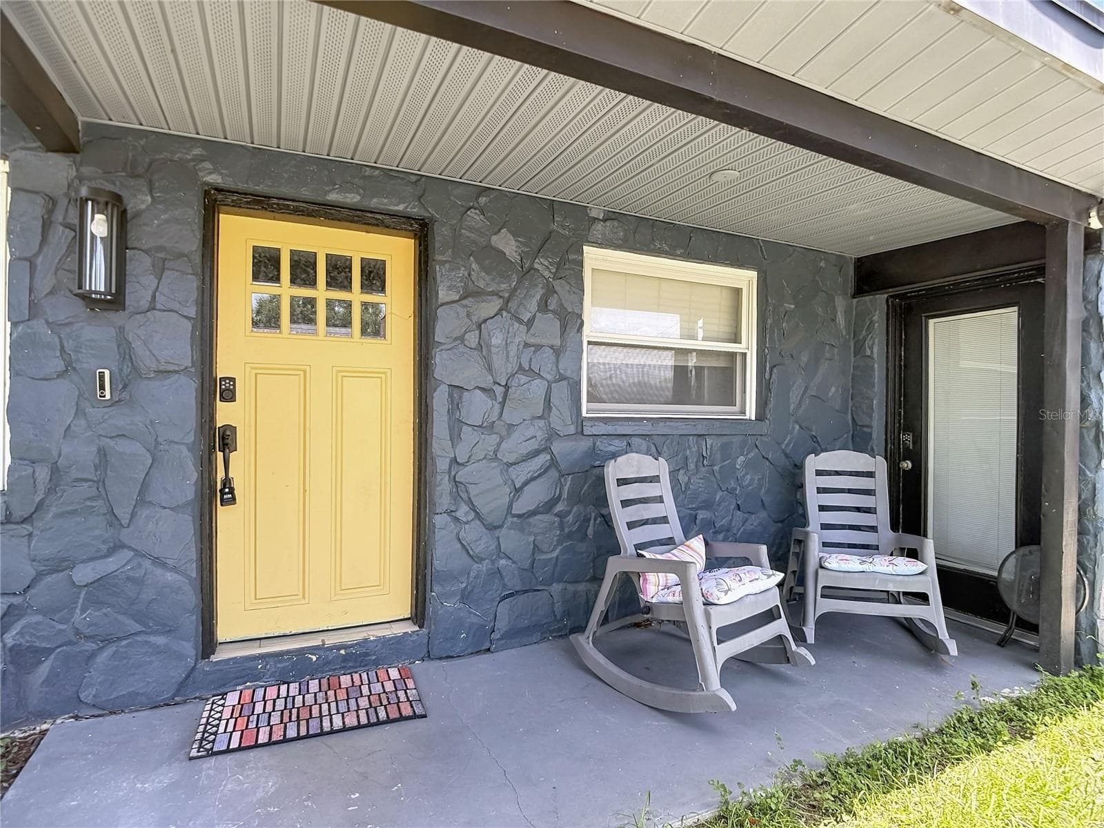 Single Family Residence at 3313 W KATHLEEN ST, TAMPA, photo 42 of 46