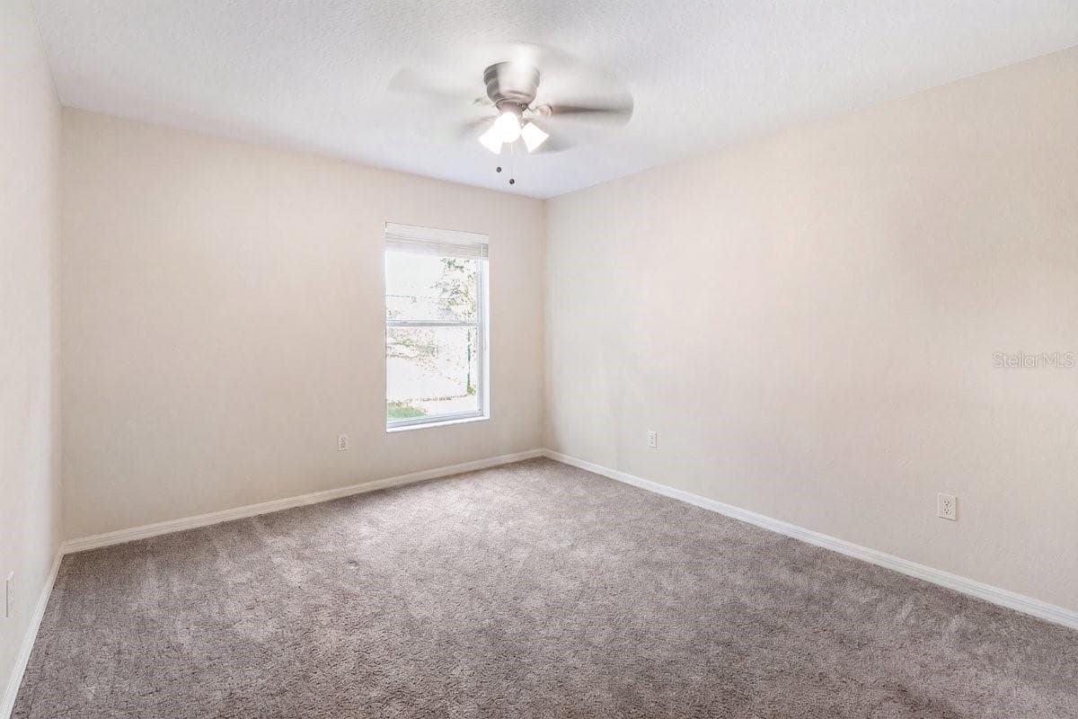 Single Family Residence at 13518 PALO CT, CLERMONT, photo 27 of 34