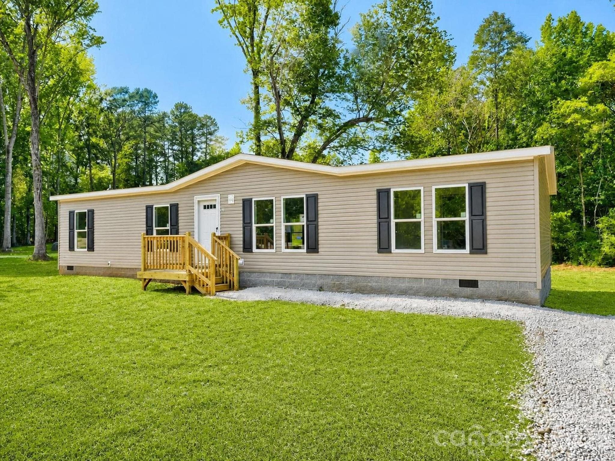 Single Family Residence at 330 Middle Brook Drive, Rockwell, photo 2 of 48