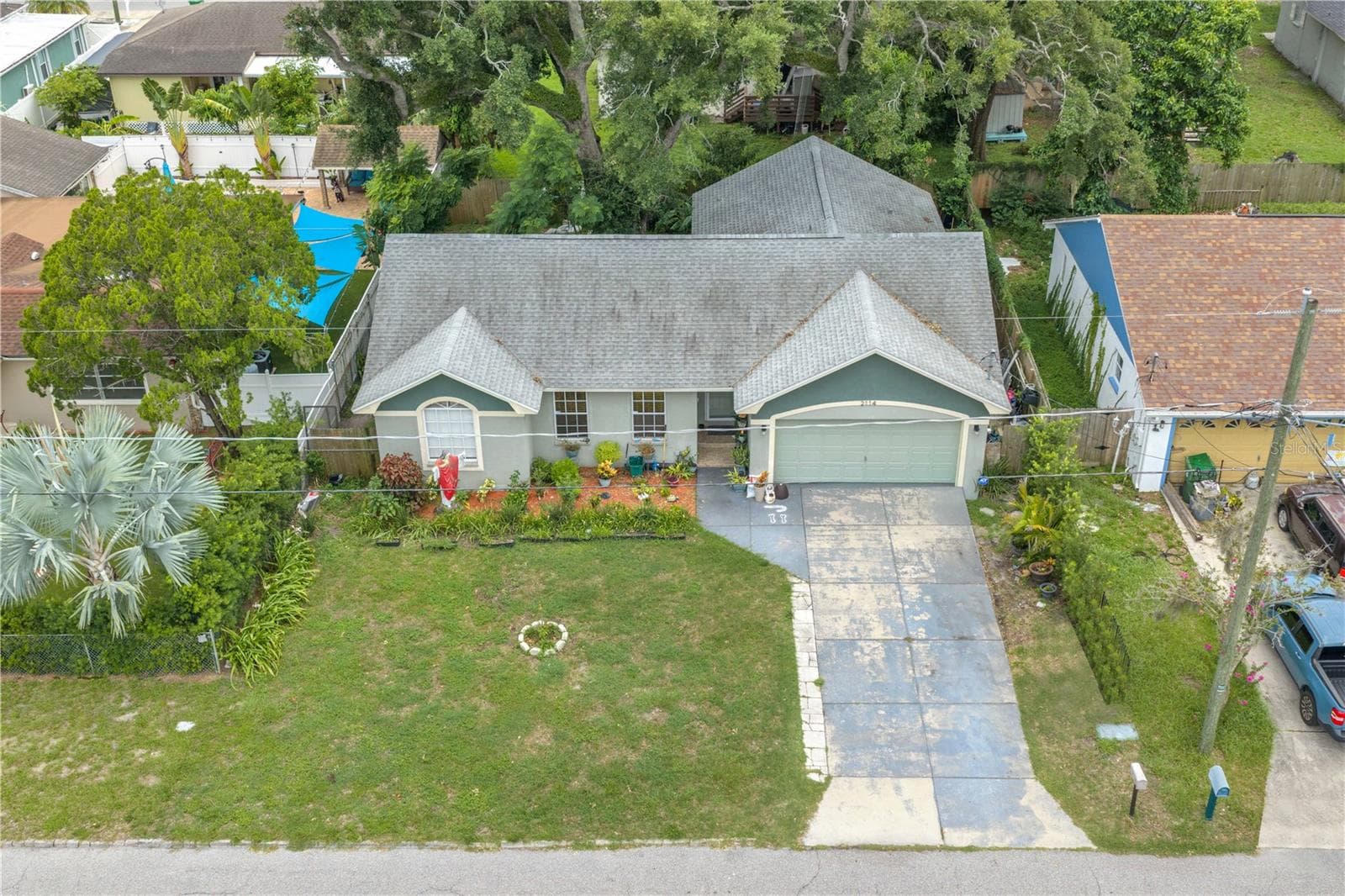 Single Family Residence at 2114 W HANNA AVE, TAMPA, photo 25 of 28