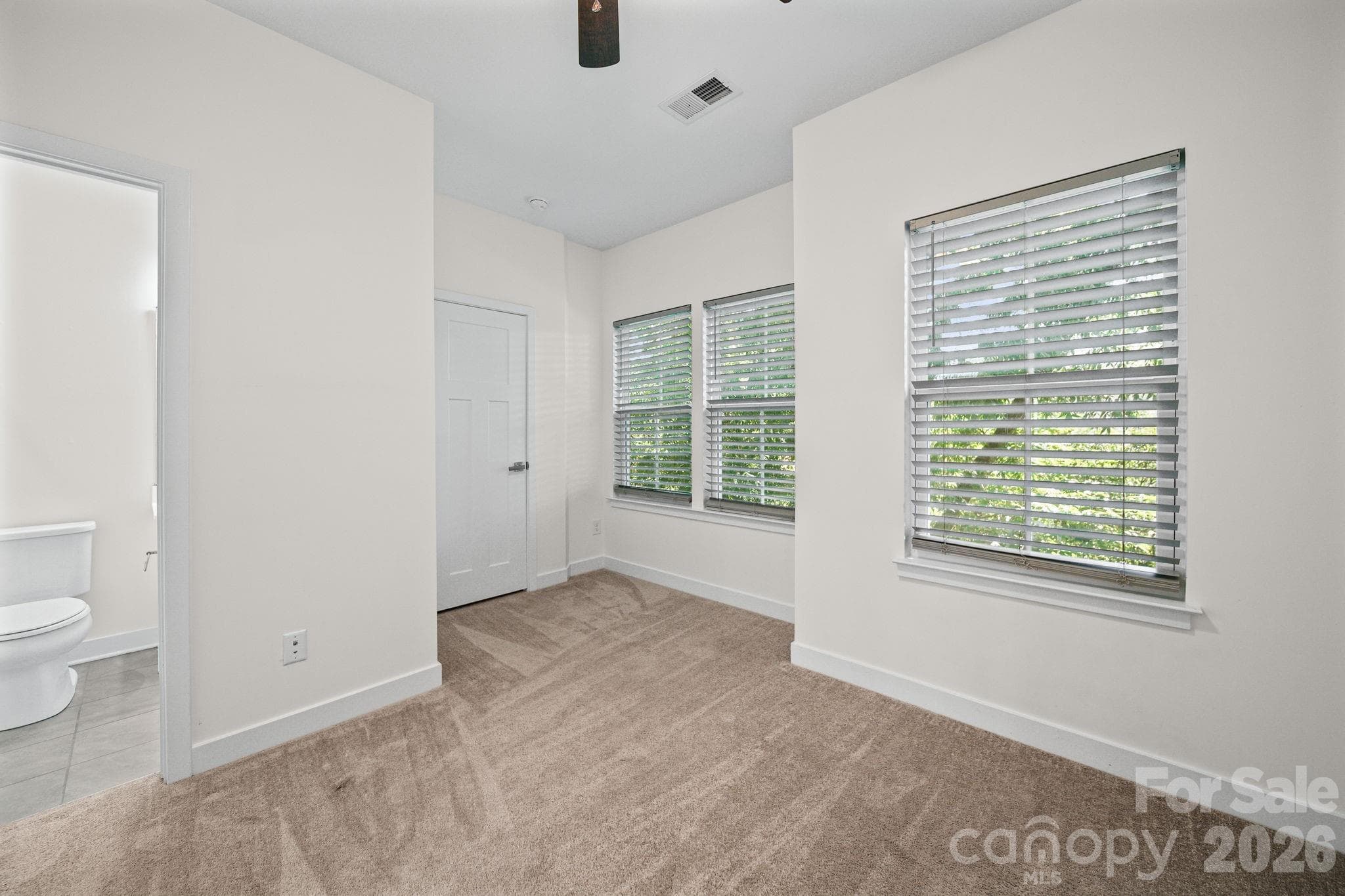 Townhouse at 547 Old Mill Road, Charlotte, photo 18 of 32