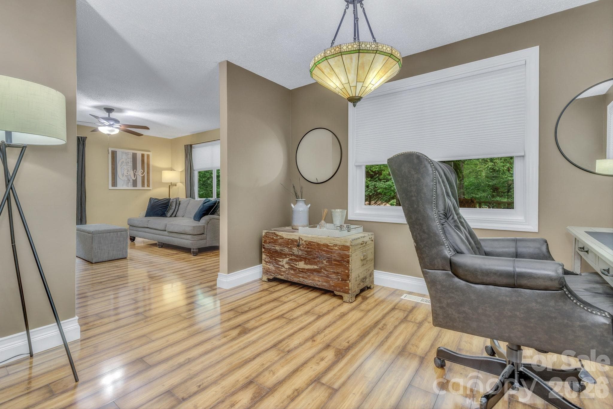 Single Family Residence at 18 Mctindal Circle, Asheville, photo 5 of 25