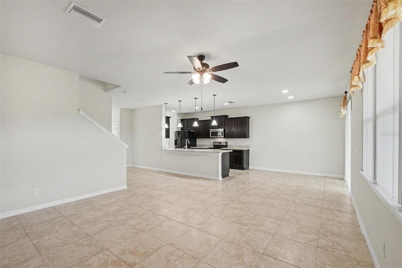 Single Family Residence at 9217 EUROPEAN OLIVE WAY, RIVERVIEW, photo 5 of 30