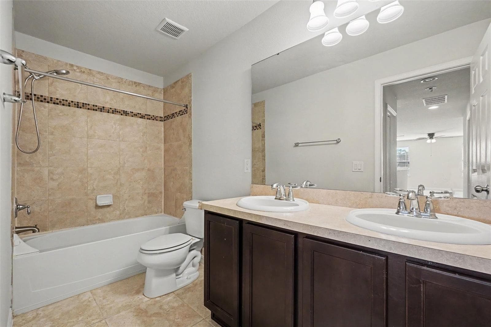 Single Family Residence at 9217 EUROPEAN OLIVE WAY, RIVERVIEW, photo 27 of 30