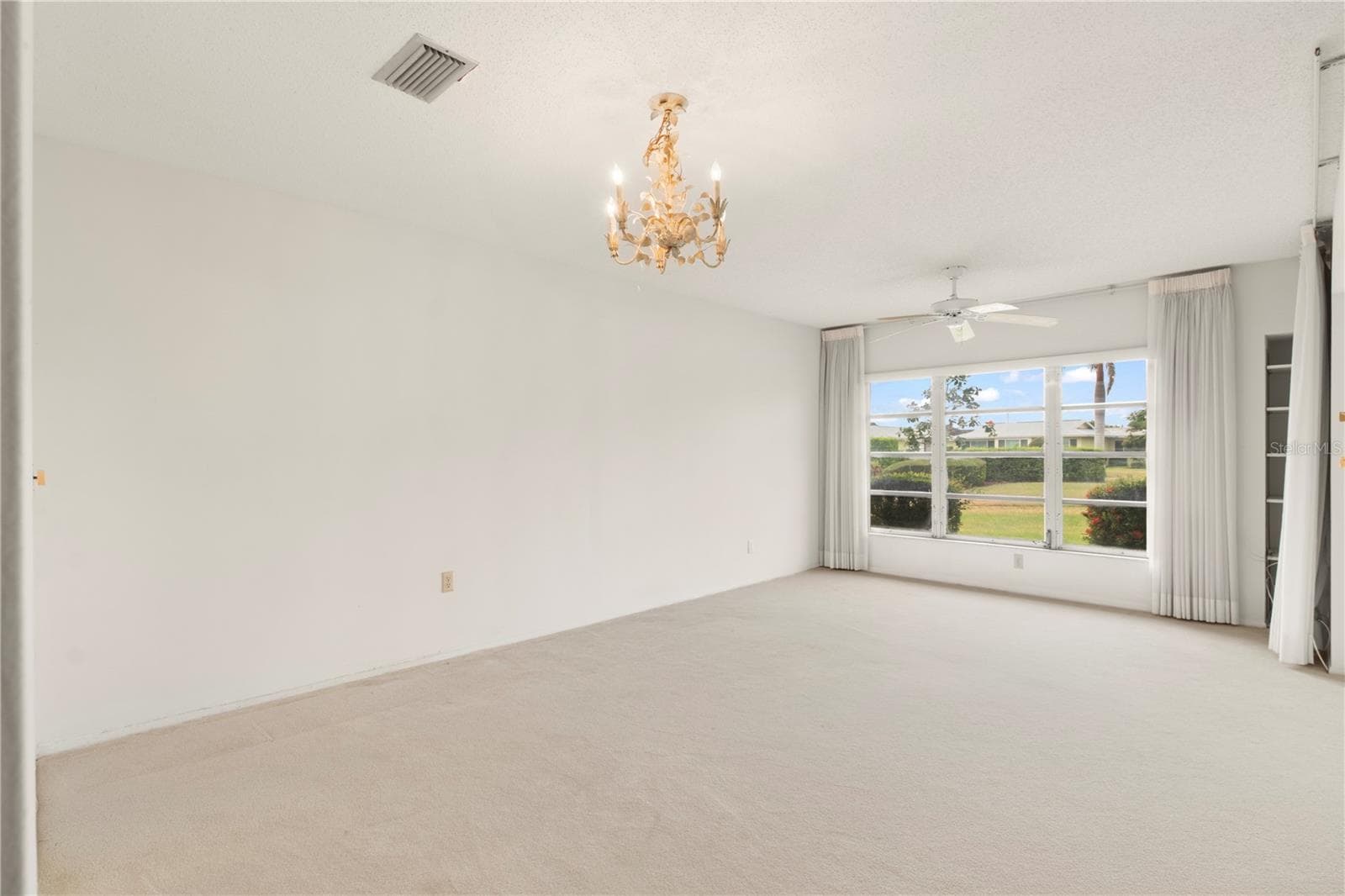 Condominium at 7011 10TH AVE W, BRADENTON, photo 33 of 60