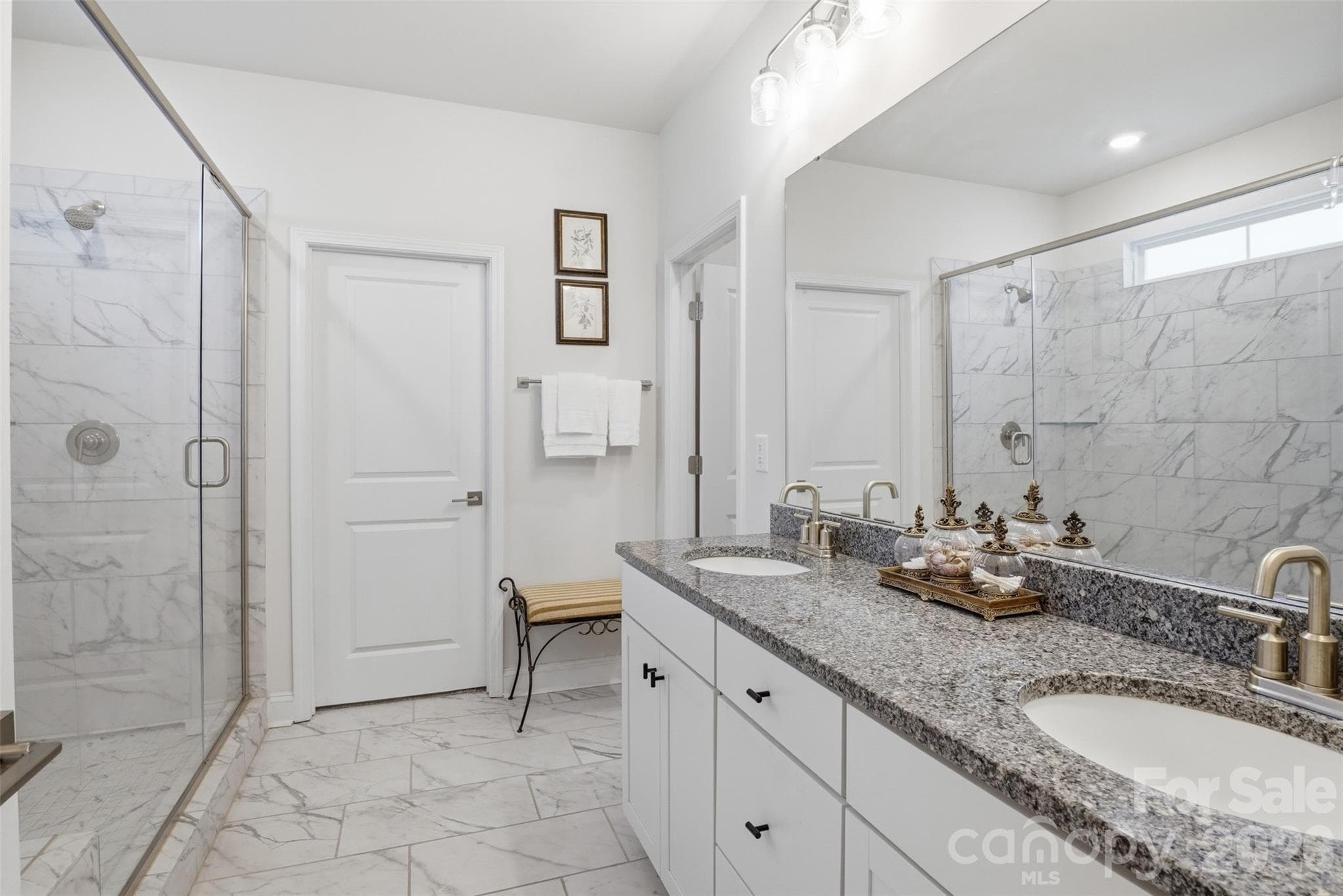 Single Family Residence at 141 Rhuidean Court, Troutman, photo 5 of 39