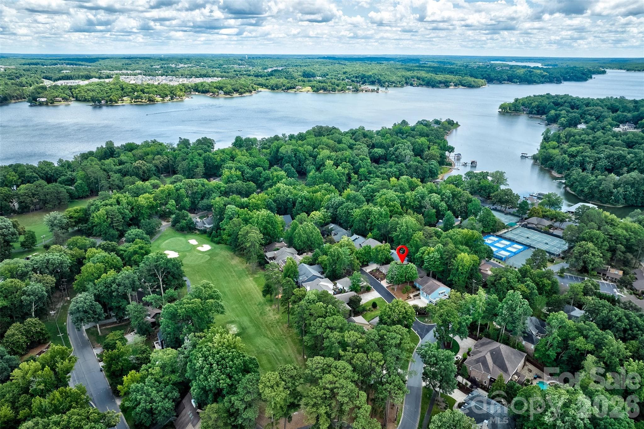 Location, location..gorgeous! - Lake Wylie