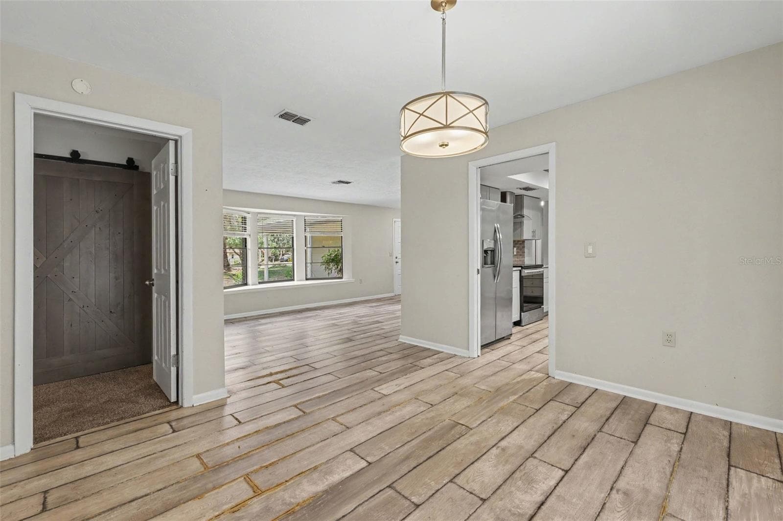 Single Family Residence at 9491 SW 200TH CT, DUNNELLON, photo 9 of 43