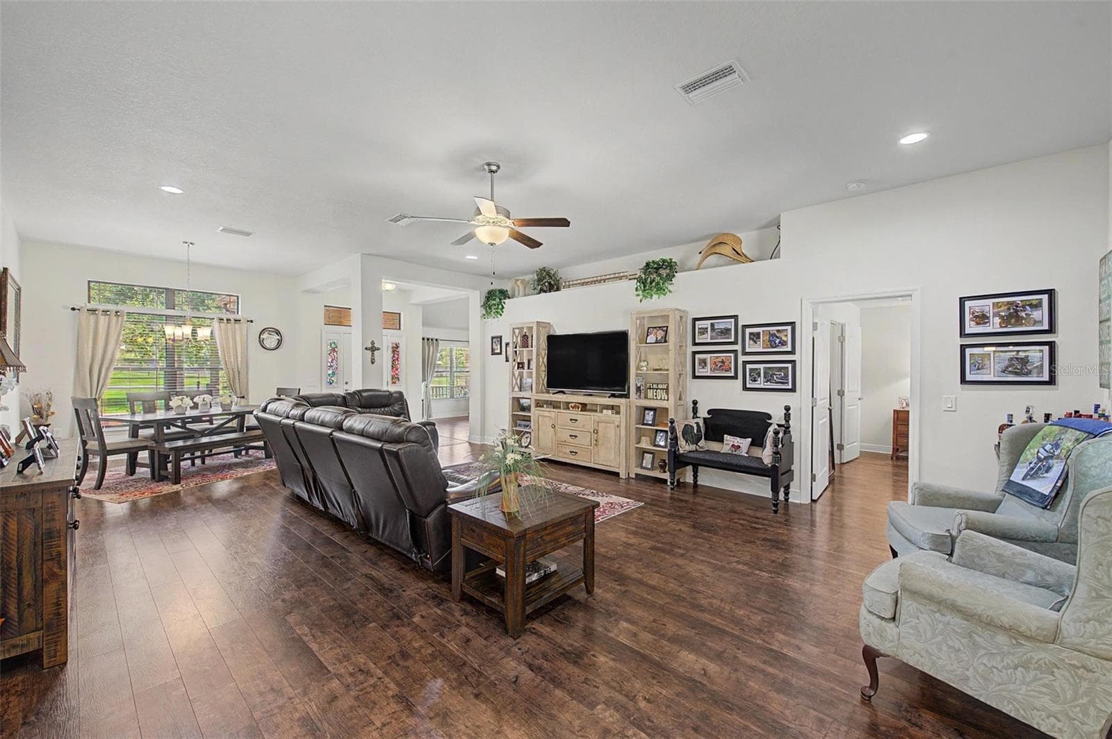 Living Room - 27928 AUSTIN WOODS DRIVE, DADE CITY